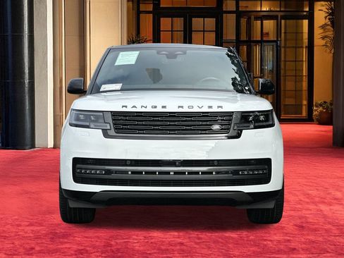 Used 2024 Land Rover Range Rover SE image 7