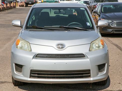 Used 2010 Scion xD FWD image 3