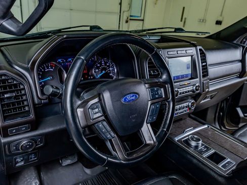 Used 2021 Ford Expedition Max Limited image 13