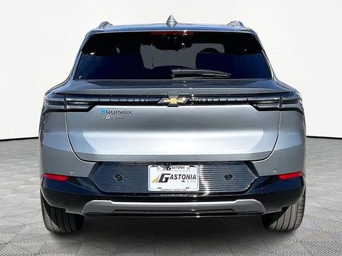New 2026 Chevrolet Equinox EV LT w/ Convenience Package II FWD image 5