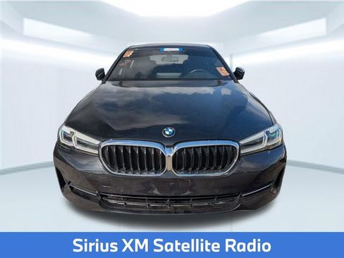 Used 2023 BMW 530i w/ Premium Package RWD image 5