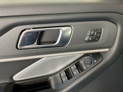 Used 2026 Ford Explorer ST w/ Sun And Sound Package AWD/4WD image 16