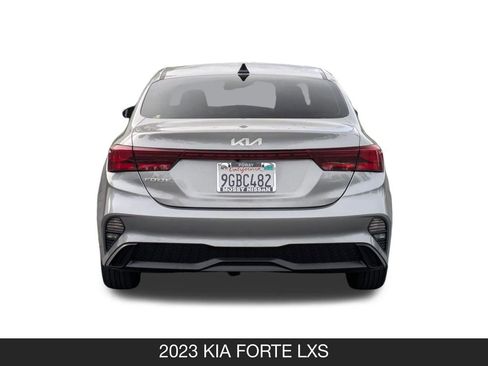 Used 2023 Kia Forte LXS image 9