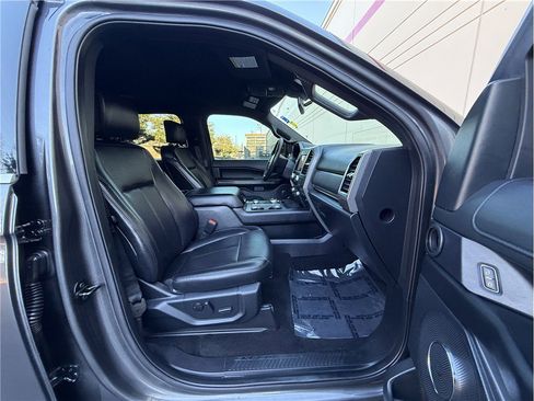 Used 2020 Ford Expedition Max XLT w/ Equipment Group 202A image 12