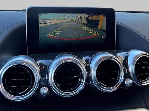 Used 2018 Mercedes-Benz AMG GT S image 23