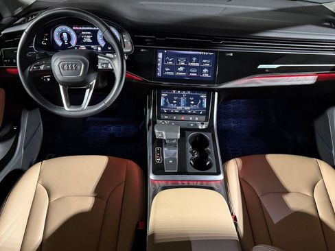 Certified 2025 Audi Q7 2.0T Premium w/ Convenience Plus Package image 26