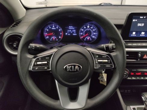 Used 2019 Kia Forte LXS FWD image 22