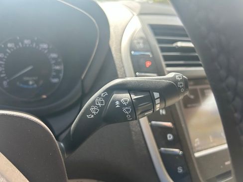 Used 2019 Lincoln MKC Select w/ Select Plus Package image 22