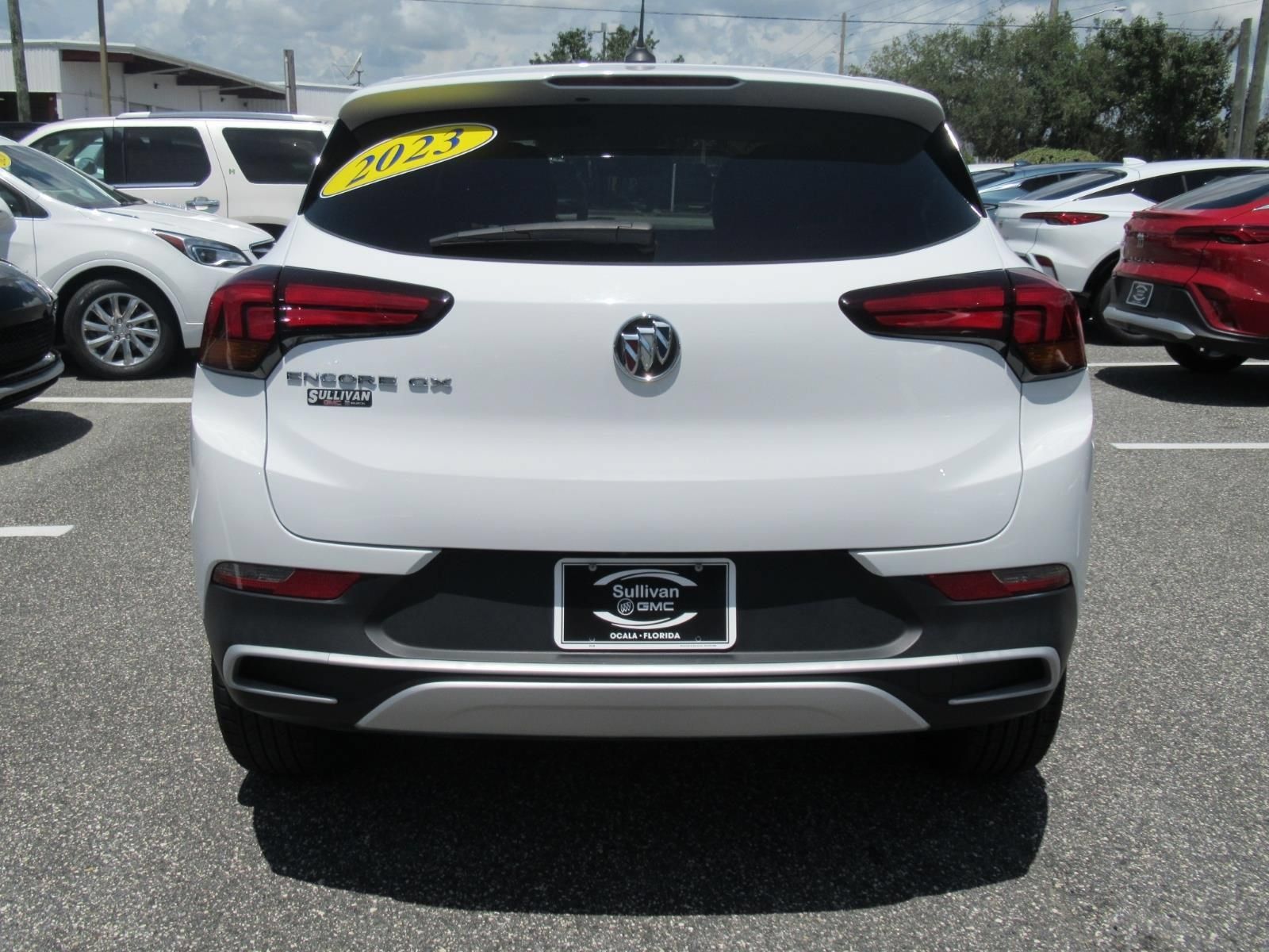 Used 2023 Buick Encore GX Preferred w/ Cold Weather Comfort Package FWD image 6