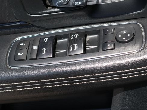 Used 2017 RAM 1500 Rebel w/ Luxury Group AWD/4WD image 20