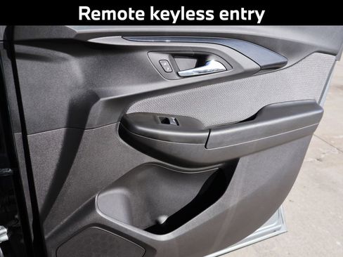 Used 2023 Chevrolet TrailBlazer LT w/ Convenience Package image 13