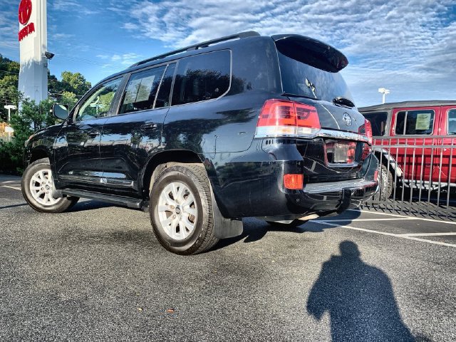 Used 2016 Toyota Land Cruiser AWD/4WD image 6
