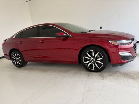 Used 2024 Chevrolet Malibu RS FWD image 1