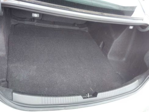 Used 2024 Chevrolet Malibu LT FWD image 7