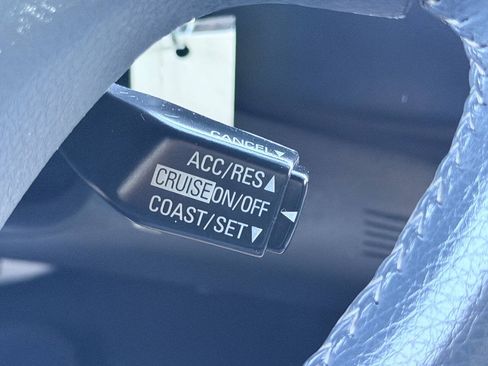 Used 2012 Mitsubishi Eclipse SE FWD image 36