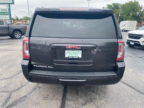 Used 2018 GMC Yukon XL SLT w/ Open Road Package AWD/4WD image 7