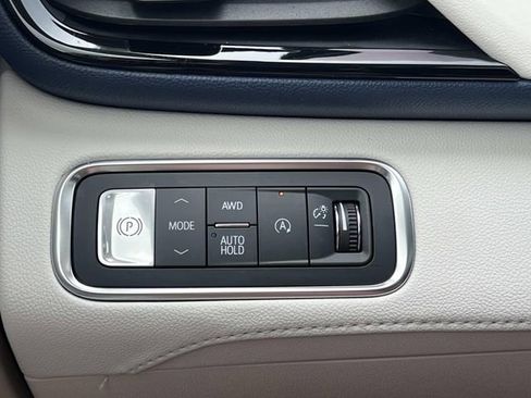 Used 2026 Buick Enclave Avenir w/ Super Cruise Package AWD/4WD image 87