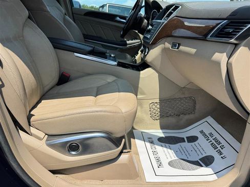 Used 2013 Mercedes-Benz GL 450 4MATIC image 9