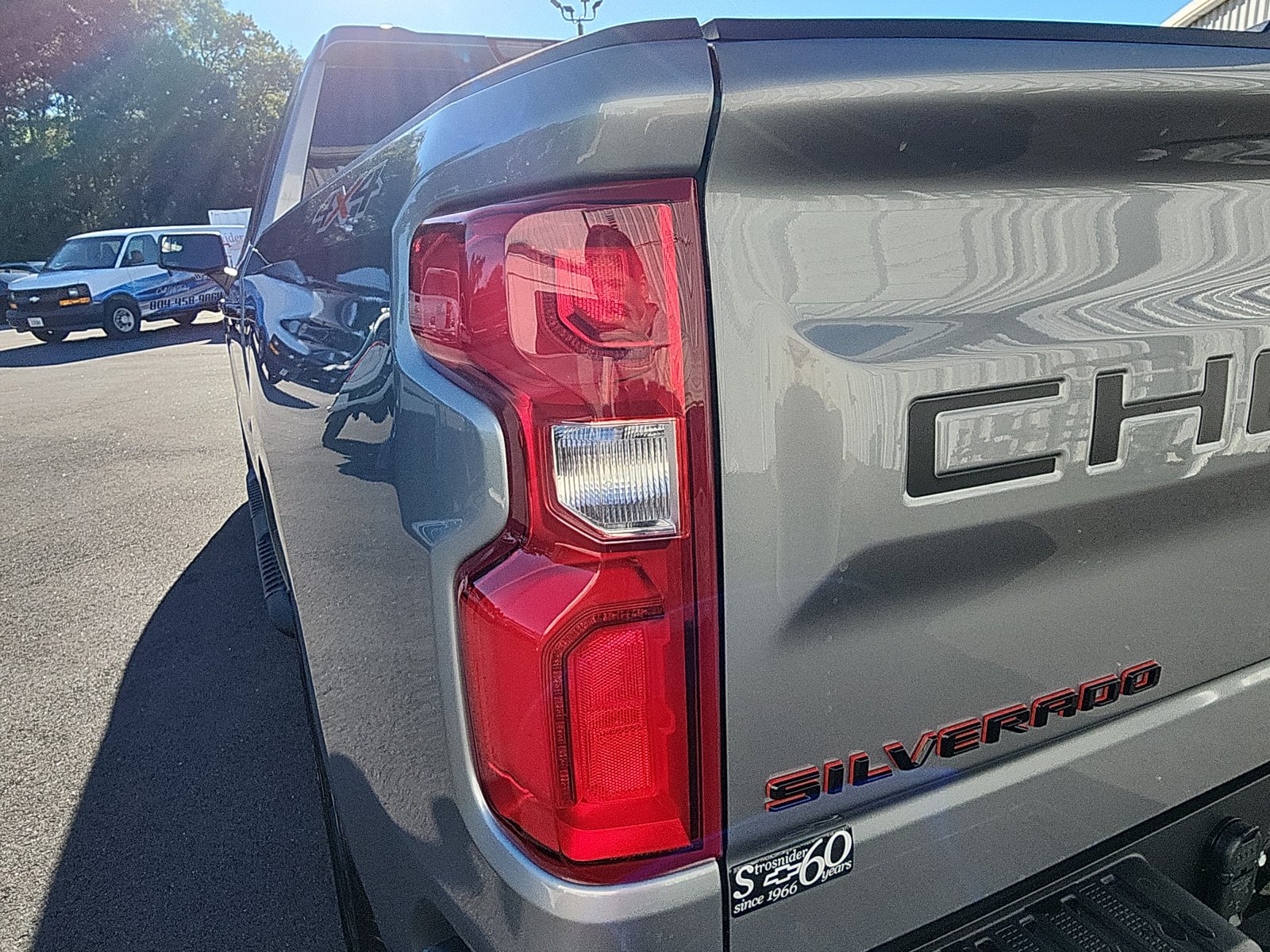 New 2026 Chevrolet Silverado 1500 RST w/ Redline Edition AWD/4WD image 13