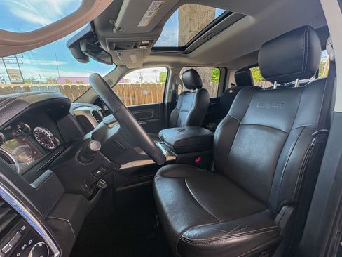 Used 2017 RAM 1500 Laramie w/ Convenience Group AWD/4WD image 25