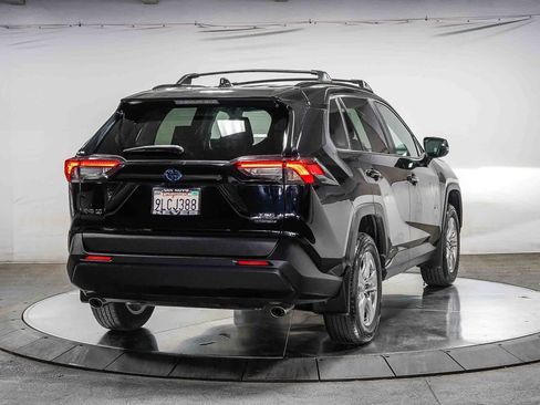 Certified 2024 Toyota RAV4 XLE w/ Convenience Package AWD/4WD image 4
