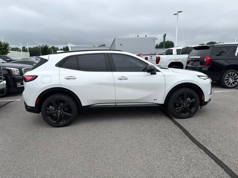 Used 2025 Buick Envision Sport Touring AWD/4WD image 10