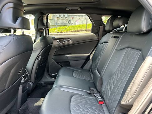 Used 2024 Kia Sportage X-Line w/ X-Line Premium Package AWD/4WD image 23
