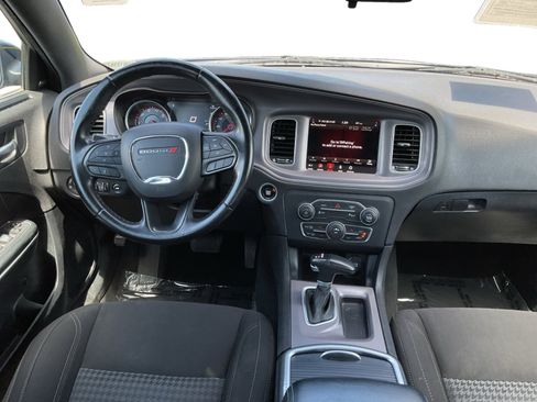 Used 2023 Dodge Charger SXT RWD image 13