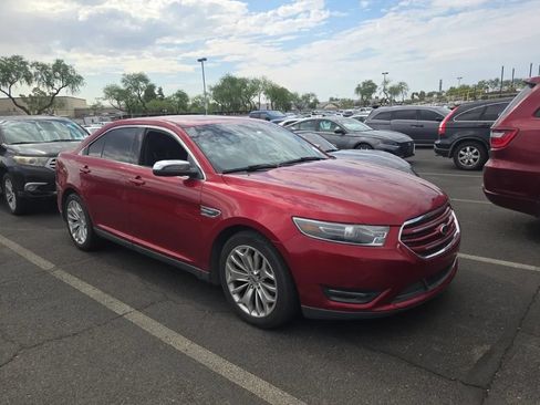 Used 2016 Ford Taurus Limited FWD image 4