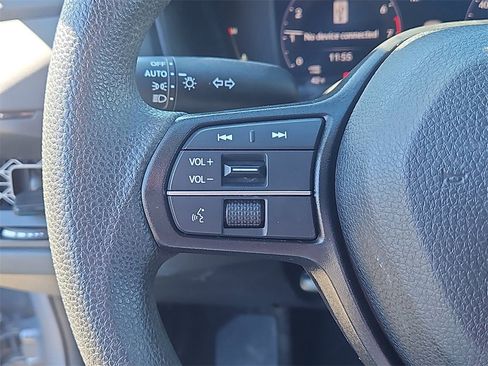 Certified 2023 Honda Accord LX image 19