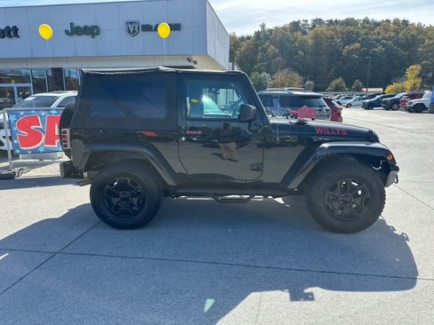 Used 2017 Jeep Wrangler Sport image 5