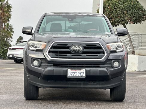 Used 2018 Toyota Tacoma SR5 image 7