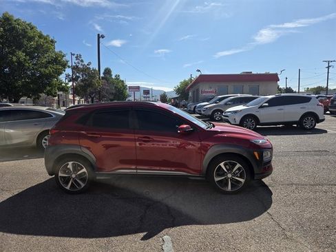 Used 2020 Hyundai Kona Limited FWD image 3