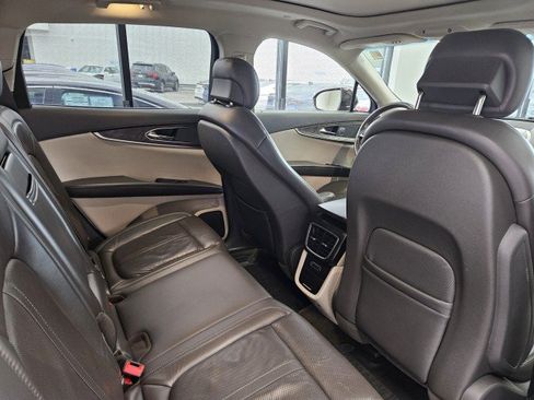 Used 2019 Lincoln Nautilus Reserve w/ Driver Assistance Package AWD/4WD image 12