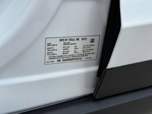 Used 2023 Tesla Model X AWD/4WD image 35
