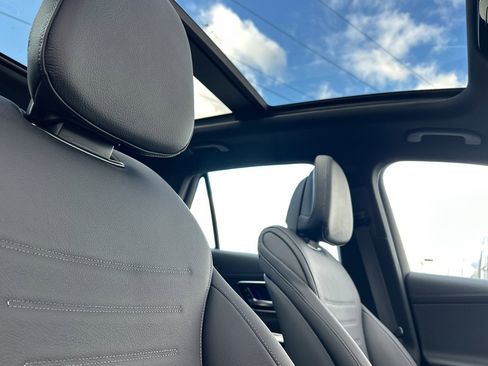 New 2026 Mercedes-Benz GLC 43 AMG 4MATIC image 17