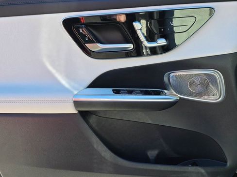New 2026 Mercedes-Benz GLC 300 4MATIC image 13