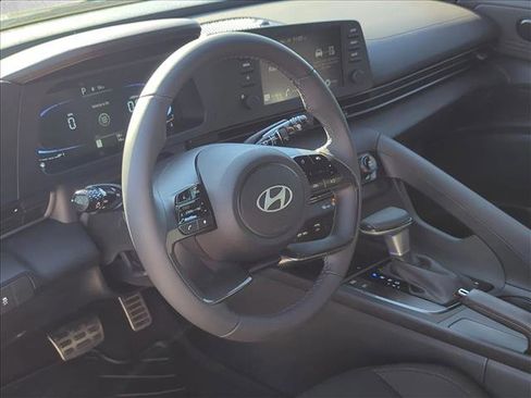 Certified 2025 Hyundai Elantra Sport w/ Cargo Package image 3