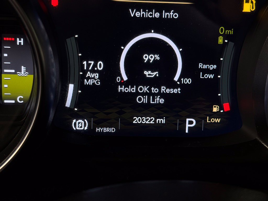 Used 2022 Jeep Wrangler Unlimited Sahara w/ Safety Group AWD/4WD image 18