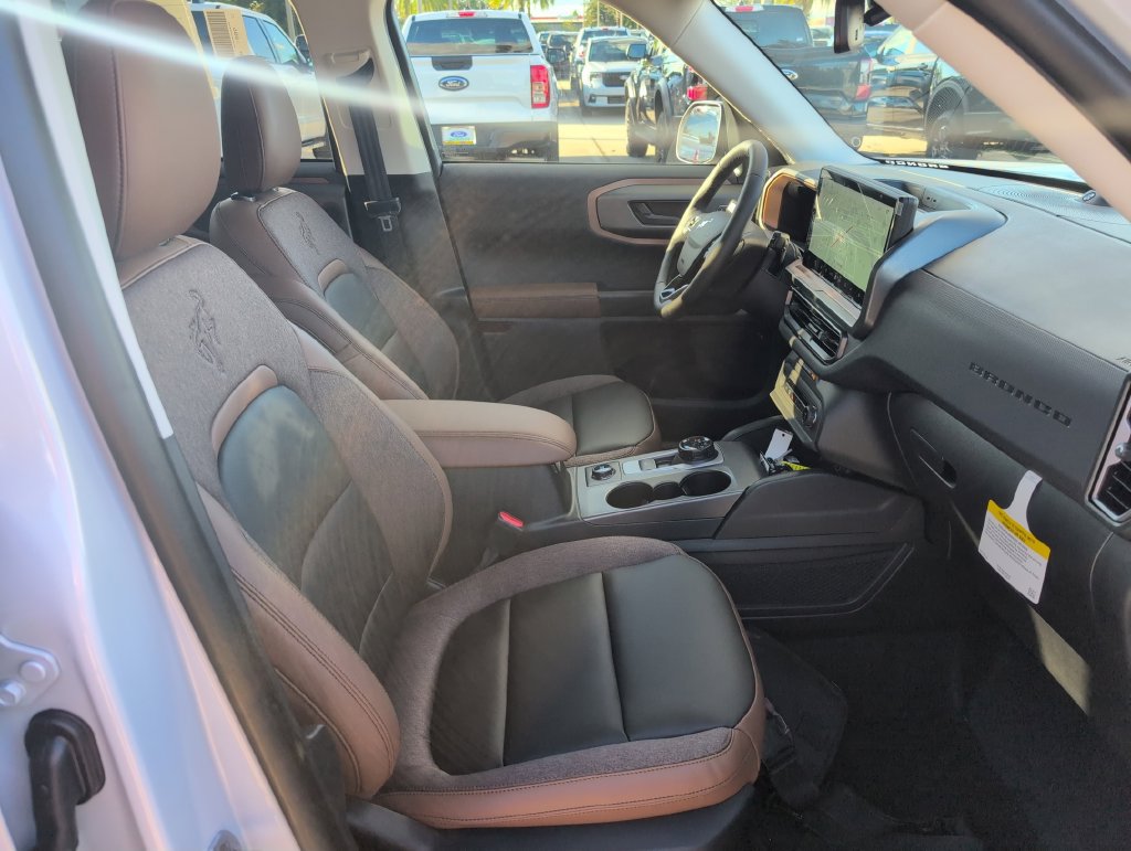 New 2026 Ford Bronco Sport Outer Banks w/ Outer Banks Tech Package+ AWD/4WD image 14