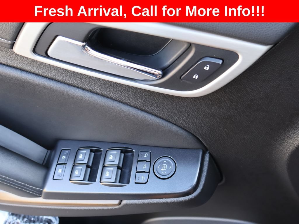 Used 2020 GMC Yukon Denali w/ Denali Premium Package AWD/4WD image 39