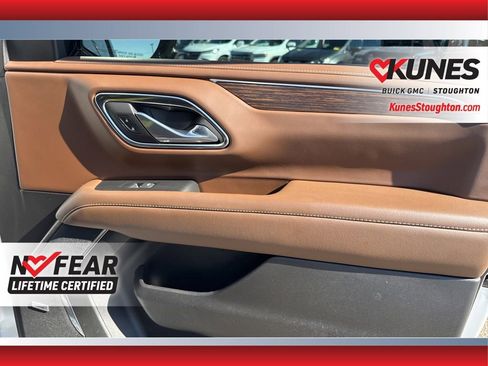 Used 2024 Chevrolet Suburban High Country image 54