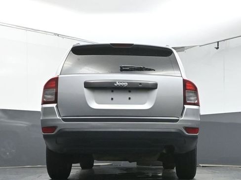 Used 2016 Jeep Compass Sport FWD image 33