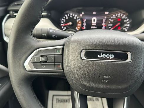 Used 2024 Jeep Compass Limited image 21