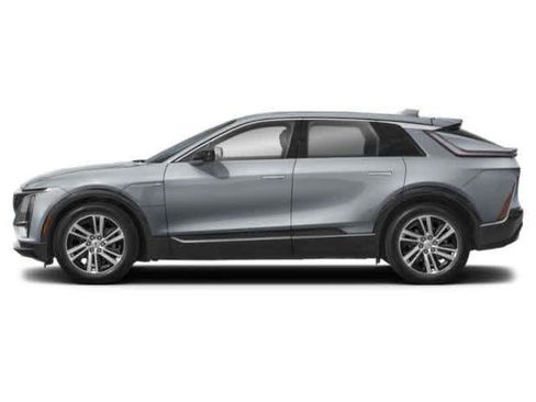 Used 2024 Cadillac Lyriq Tech RWD image 6