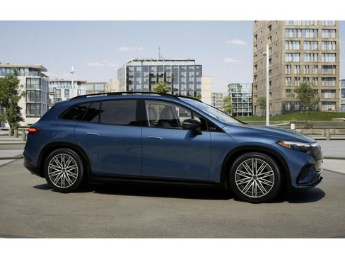 New 2026 Mercedes-Benz EQS 400 4MATIC SUV image 14