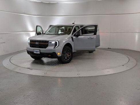 New 2026 Ford Maverick Tremor image 12