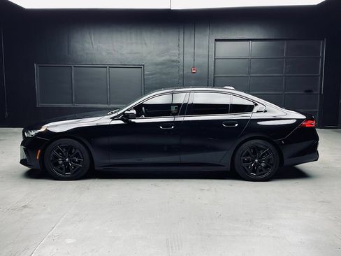 Used 2024 BMW i5 M60 w/ Premium Package AWD/4WD image 4