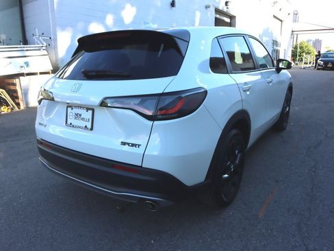 Used 2025 Honda HR-V Sport image 7