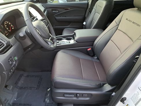 New 2026 Honda Ridgeline Black Edition image 18